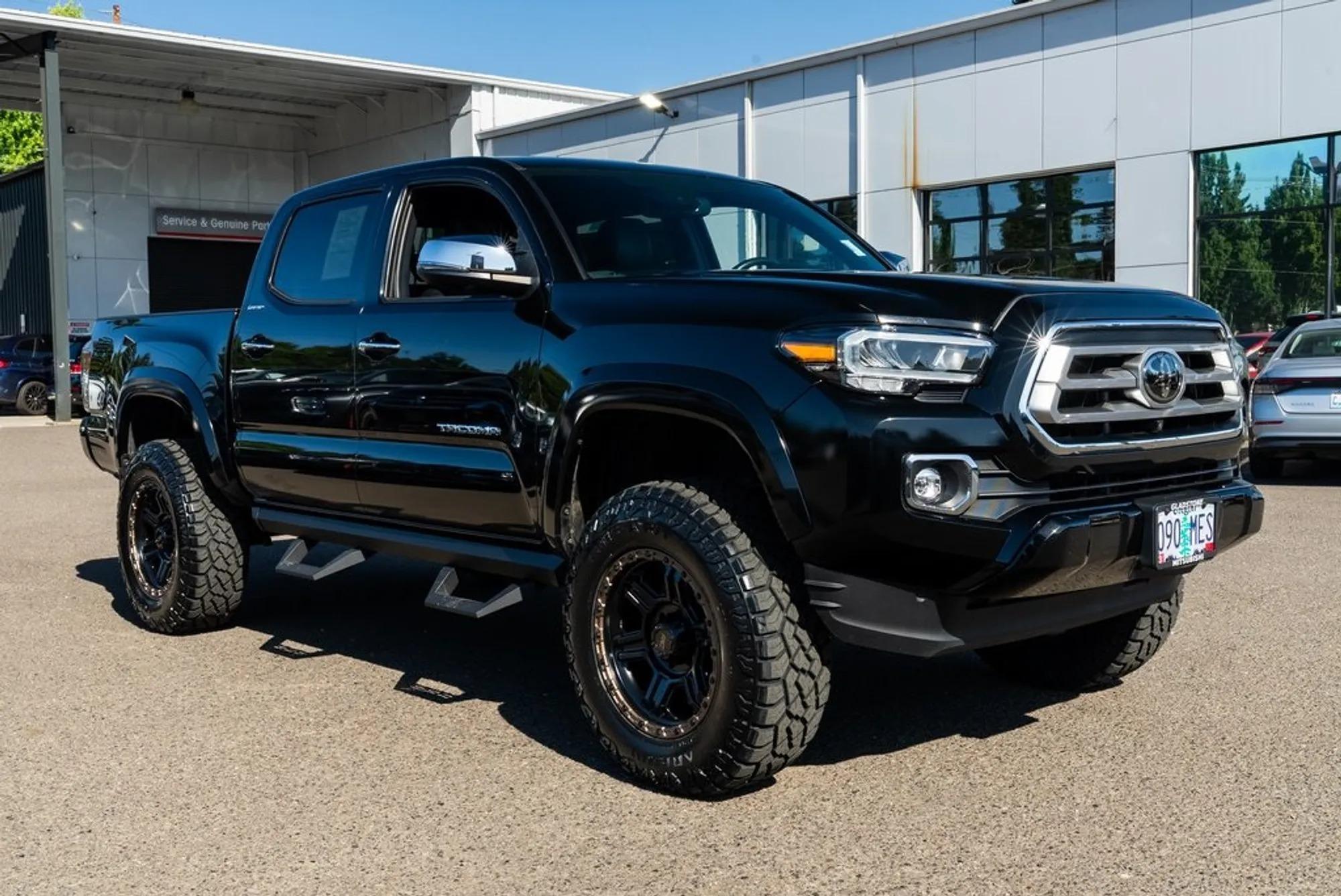 2023 Toyota Tacoma Limited - 2