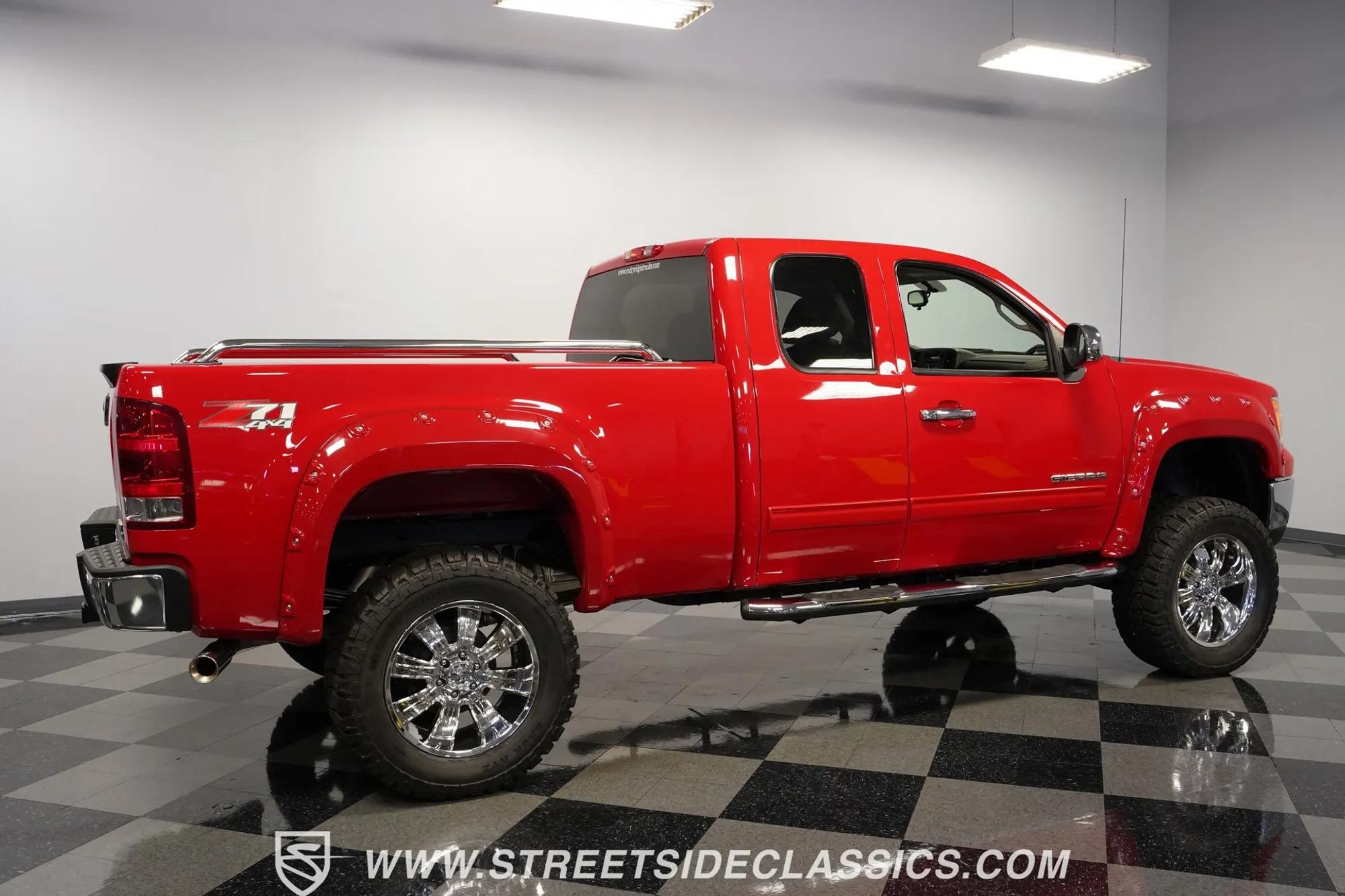 500-Mile 2011 GMC Sierra 1500 Z71 4×4