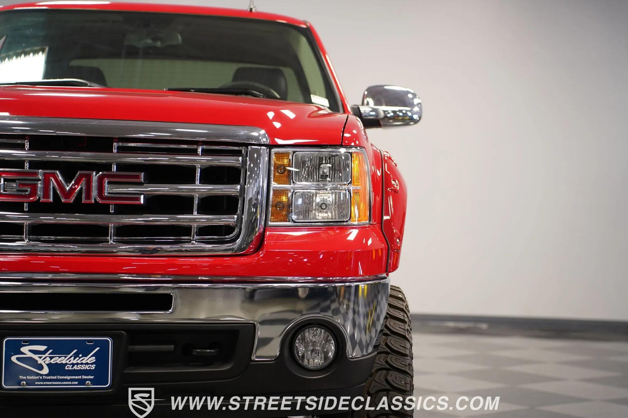 500-Mile 2011 GMC Sierra 1500 Z71 4×4