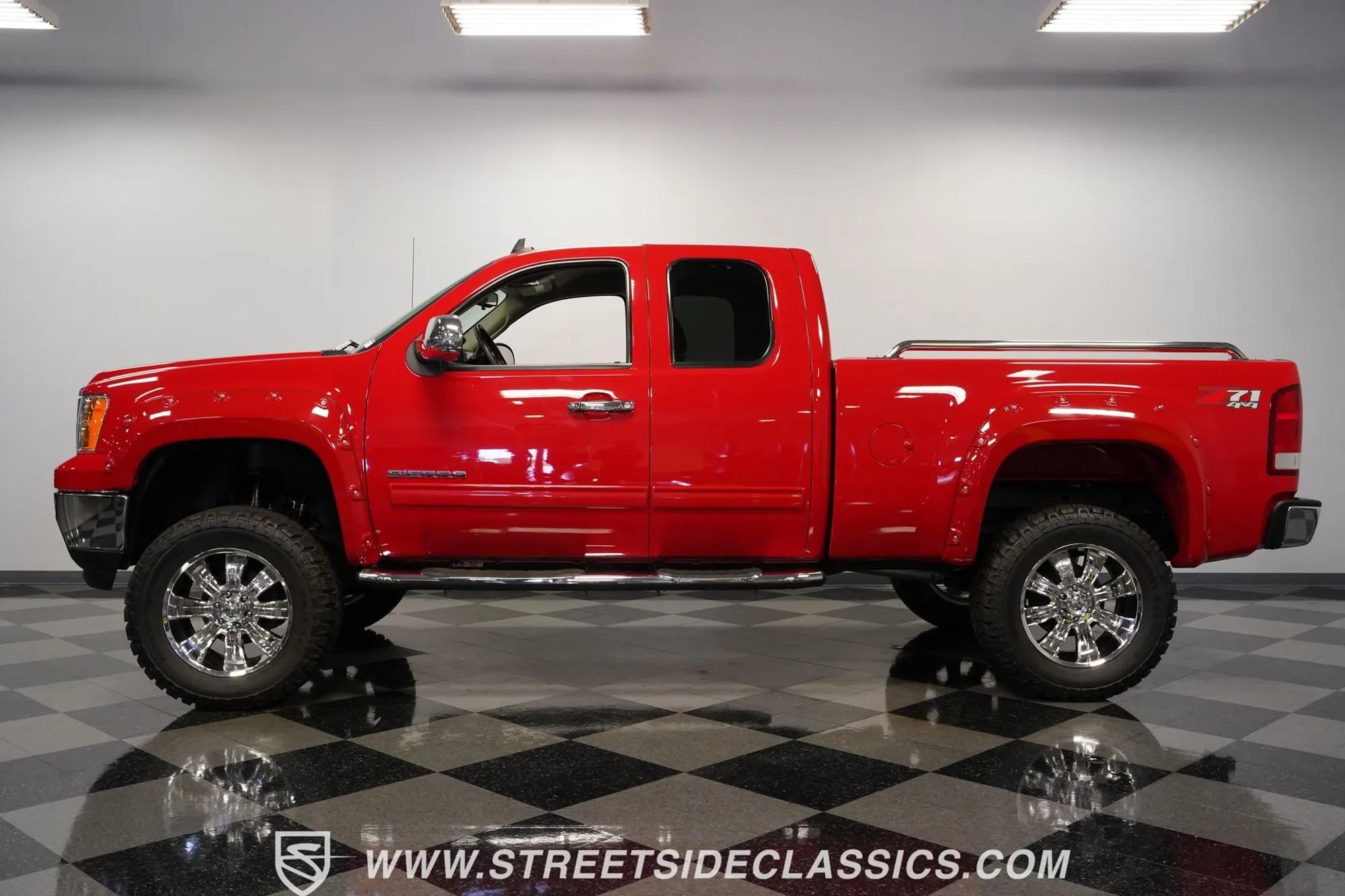 500-Mile 2011 GMC Sierra 1500 Z71 4×4 - 2