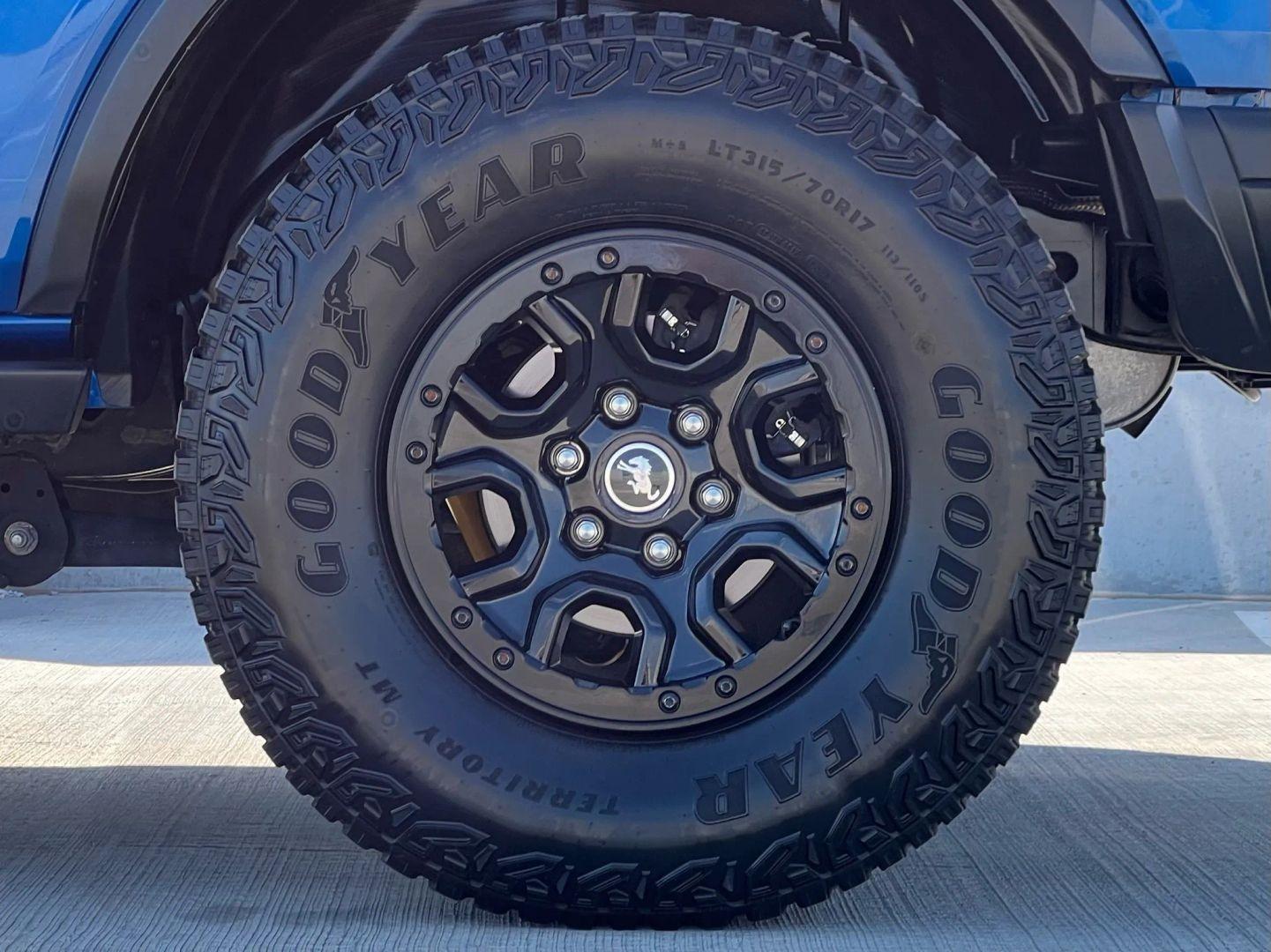 2021 Ford Bronco First Edition Advanced