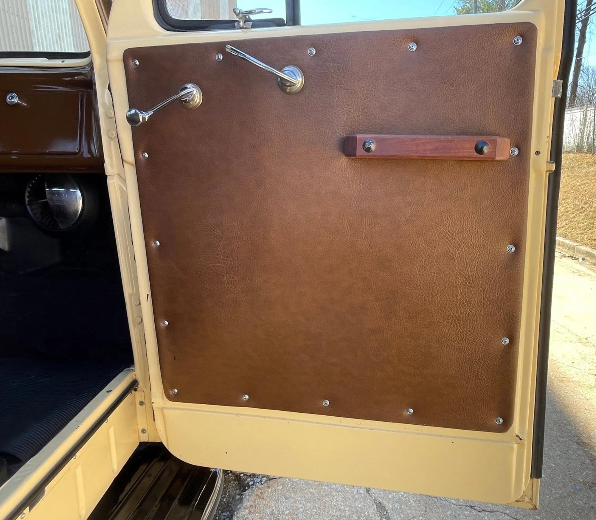 1950 Dodge B2 1/2-Ton Pick-Up