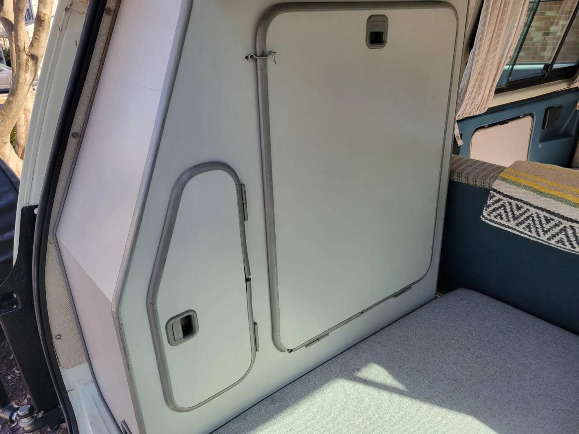 1987 Volkswagen Vanagon Westfalia Weekender