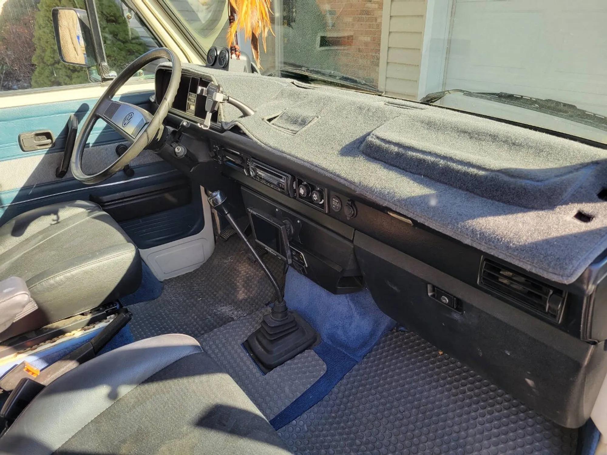 1987 Volkswagen Vanagon Westfalia Weekender