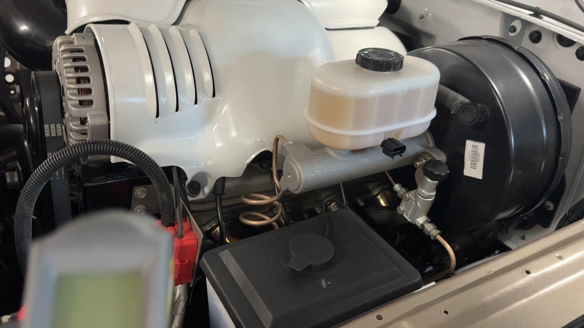 Modified 1975 Ford F-250 SuperCab 4×4