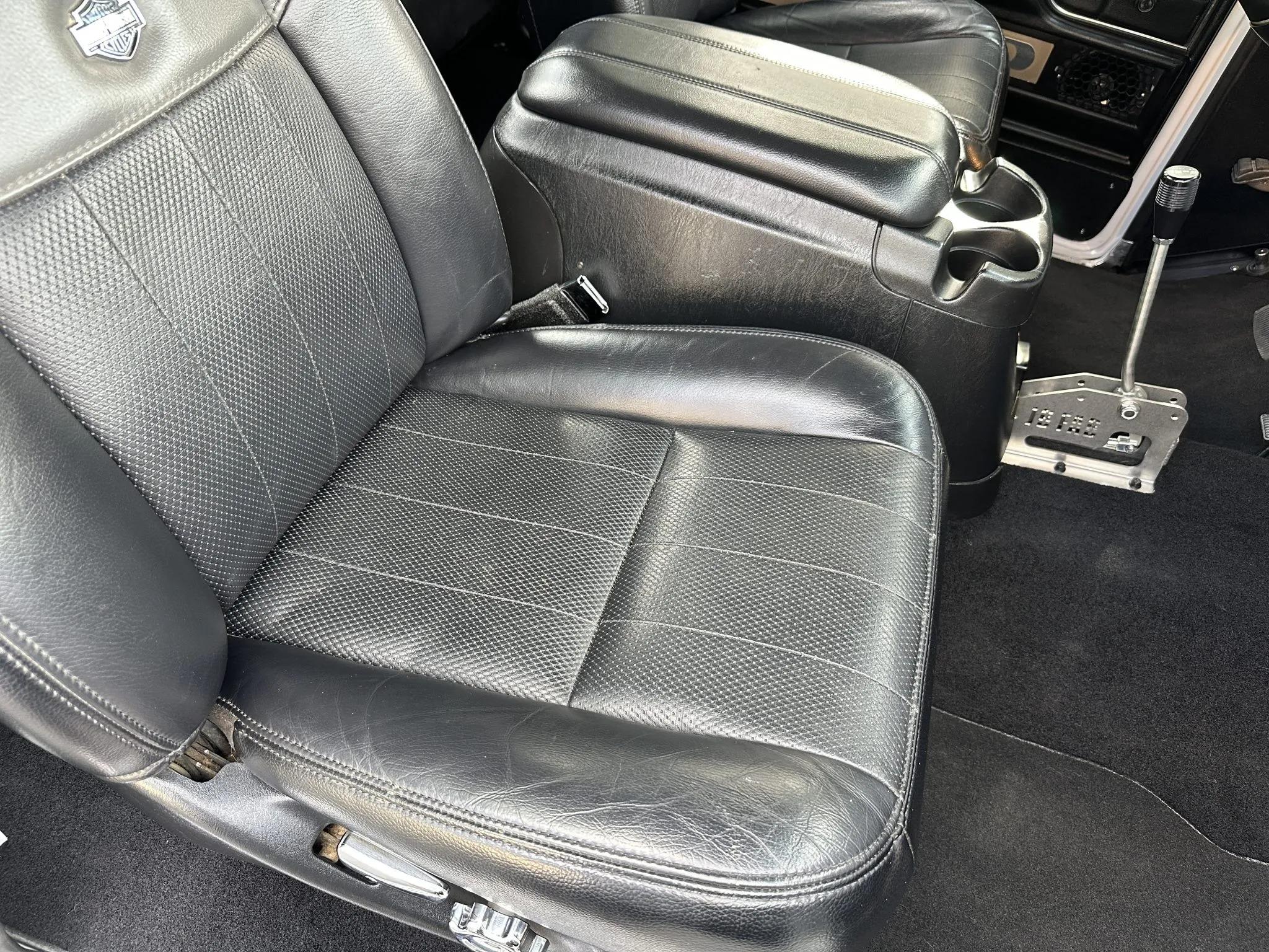 Modified 1975 Ford F-250 SuperCab 4×4