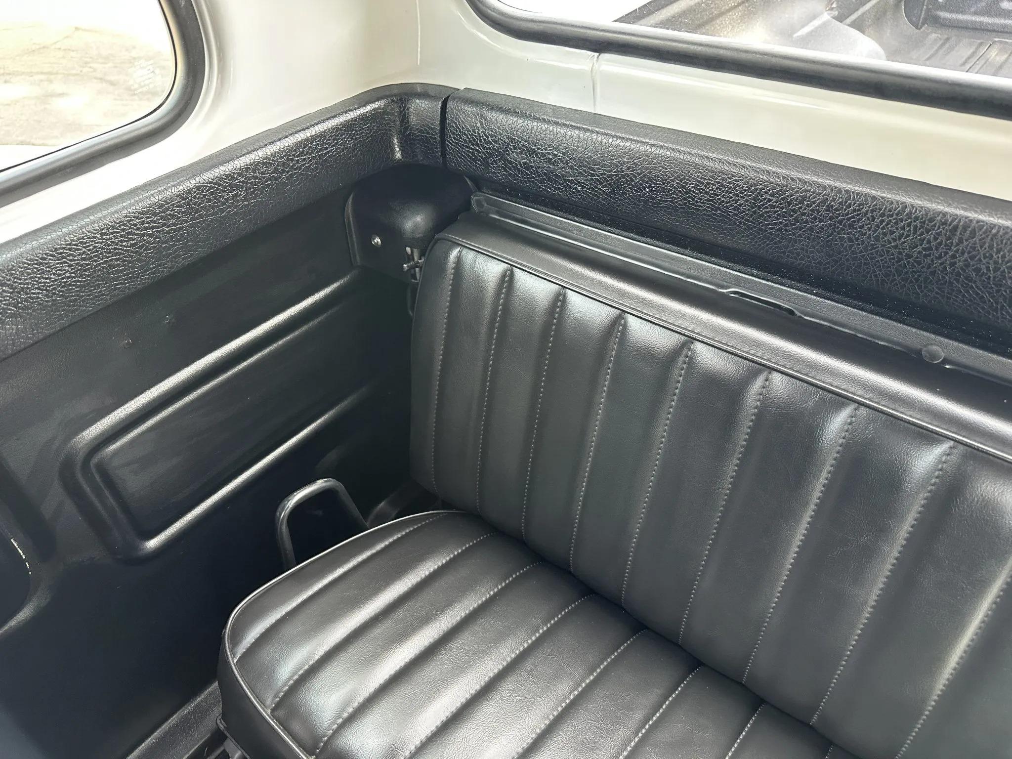 Modified 1975 Ford F-250 SuperCab 4×4