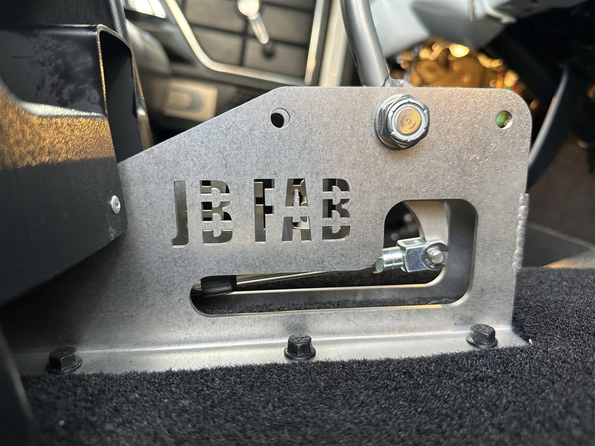 Modified 1975 Ford F-250 SuperCab 4×4