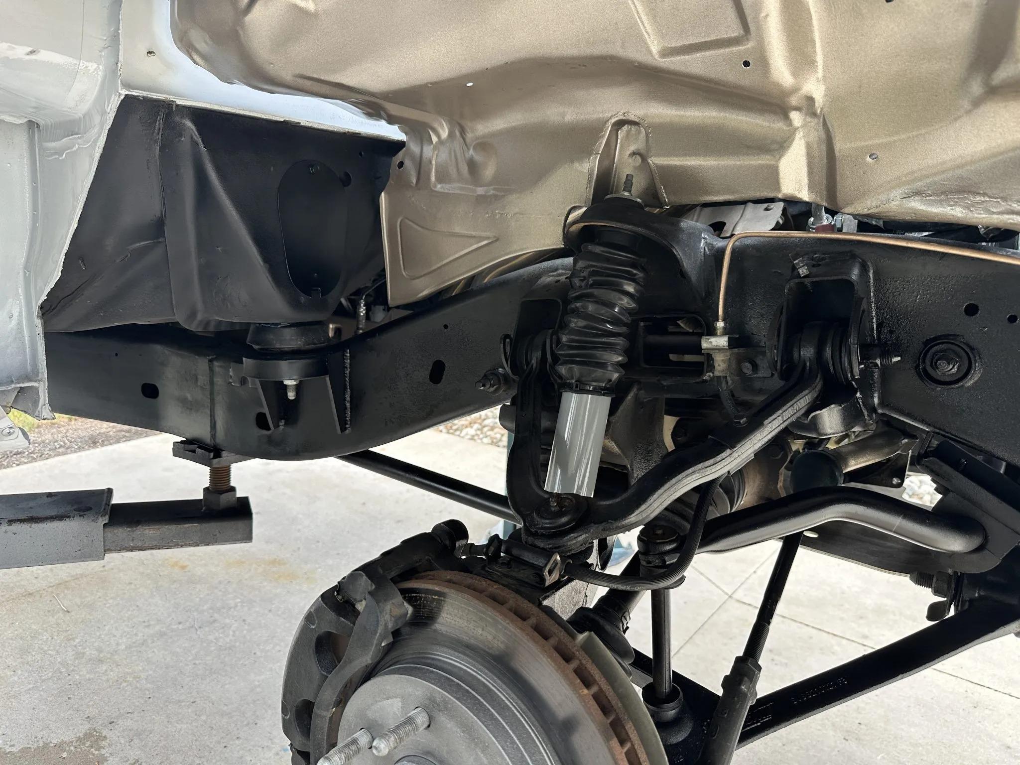 Modified 1975 Ford F-250 SuperCab 4×4