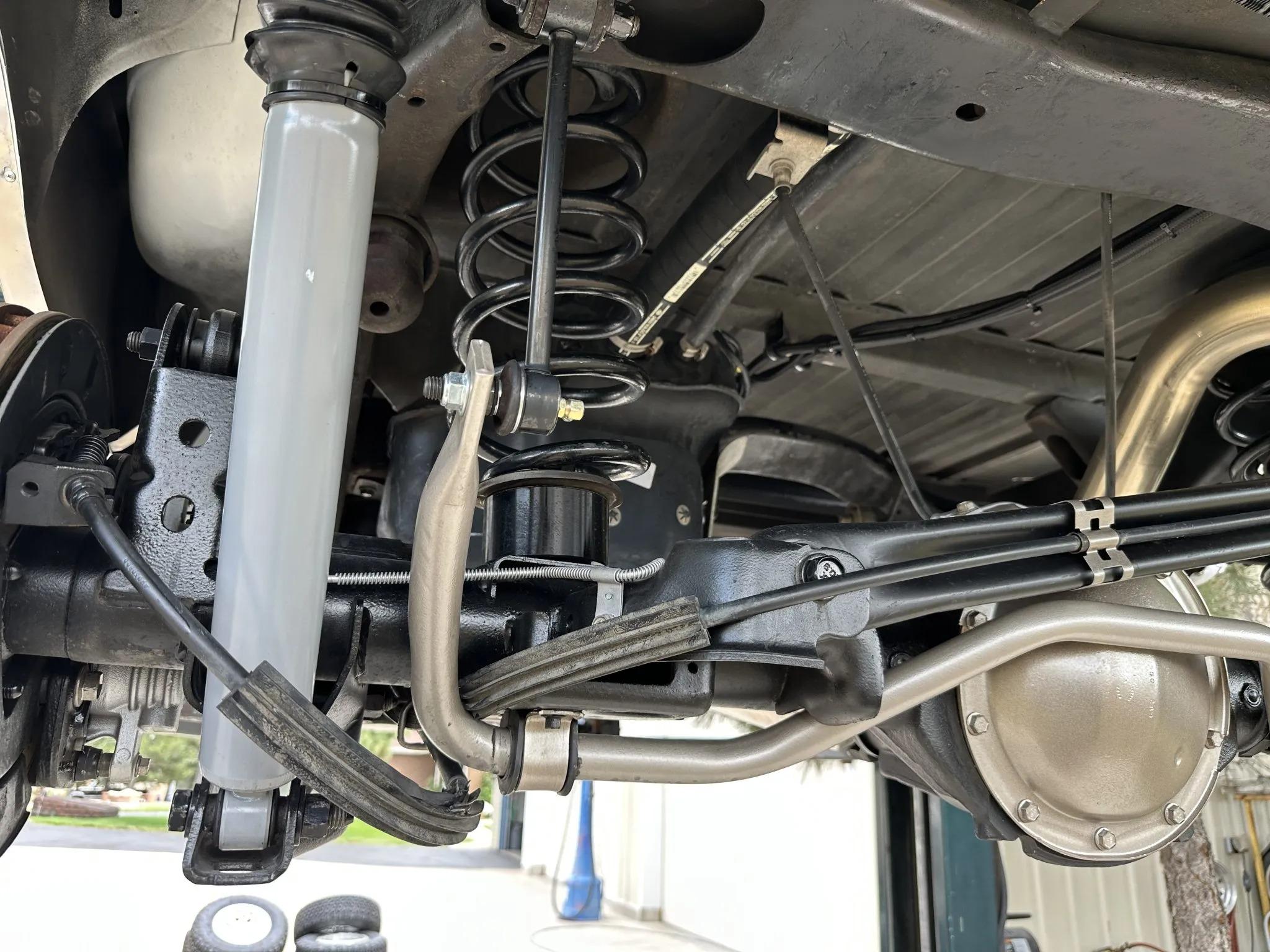 Modified 1975 Ford F-250 SuperCab 4×4