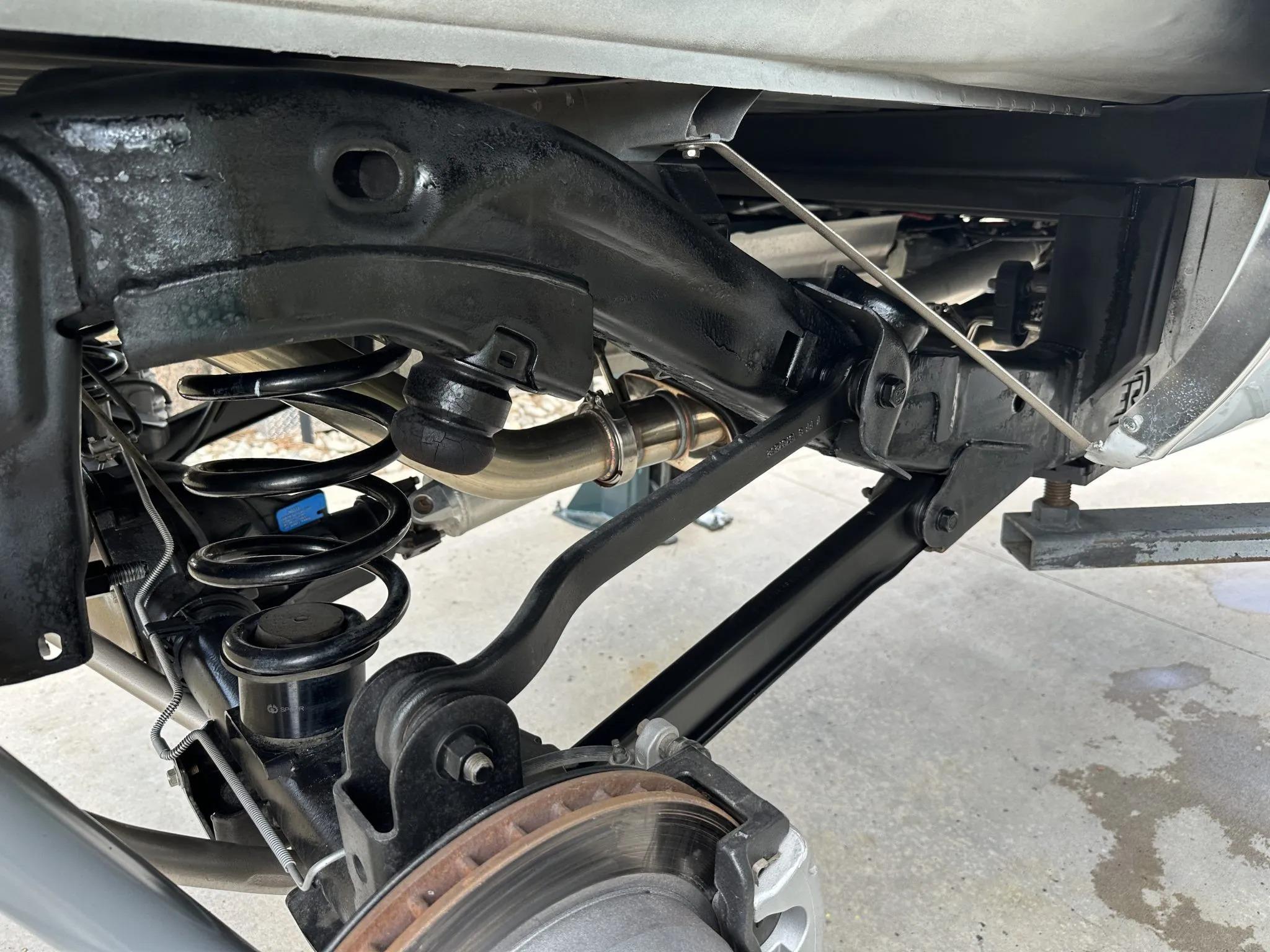 Modified 1975 Ford F-250 SuperCab 4×4