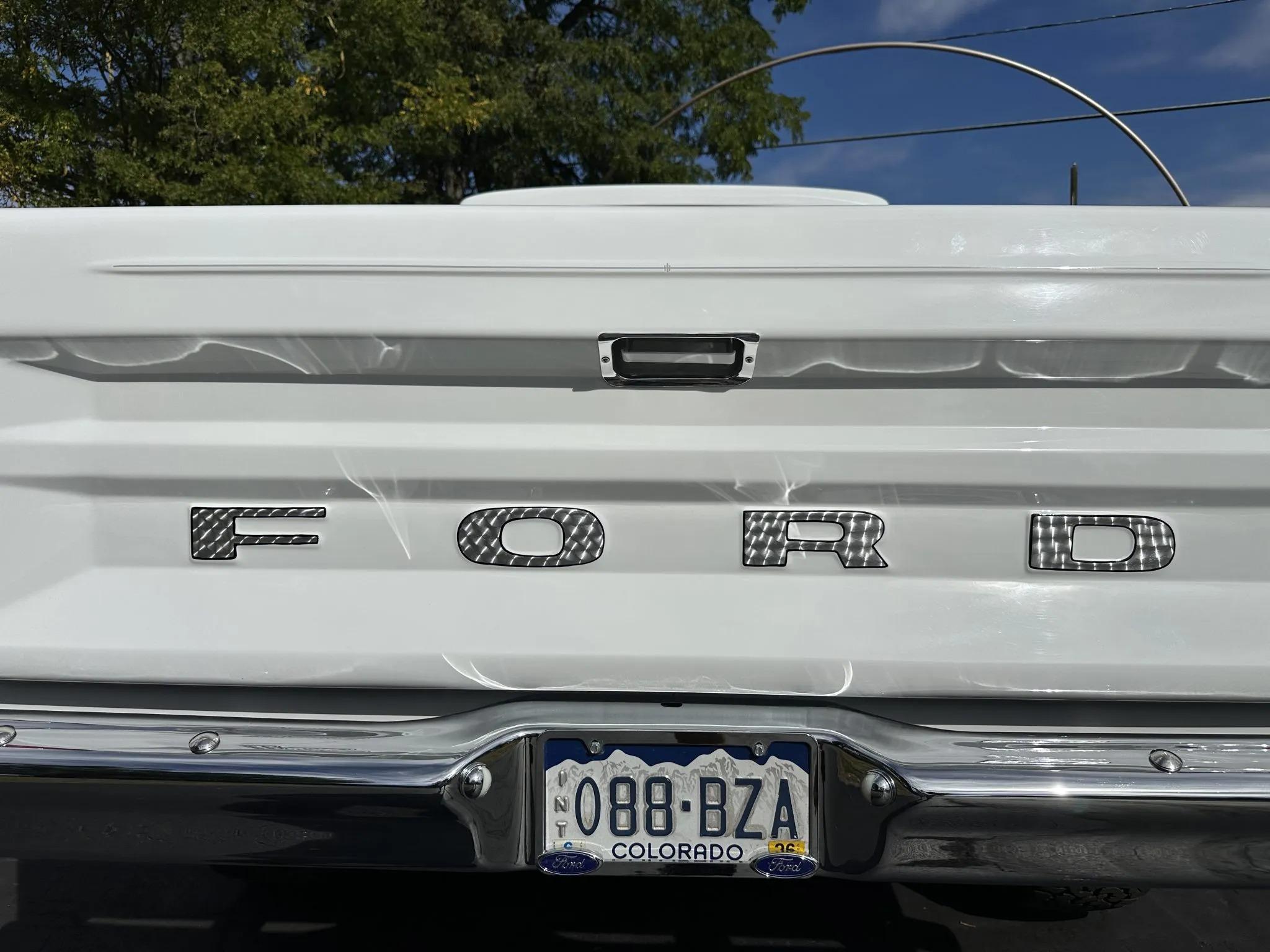 Modified 1975 Ford F-250 SuperCab 4×4