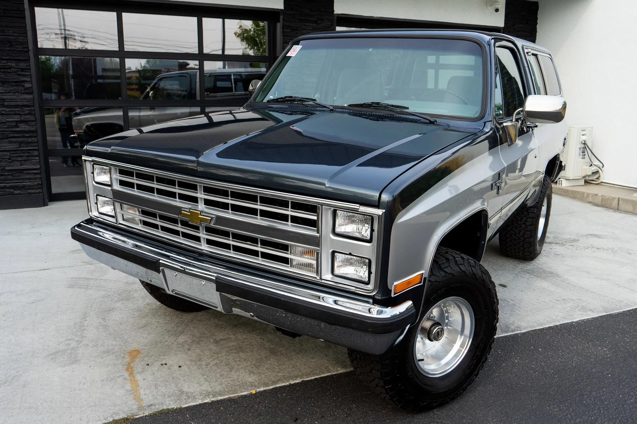 1985 Chevrolet Blazer Classic - 2