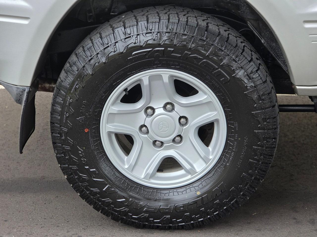 2000 Toyota Land Cruiser Prado TX Limited