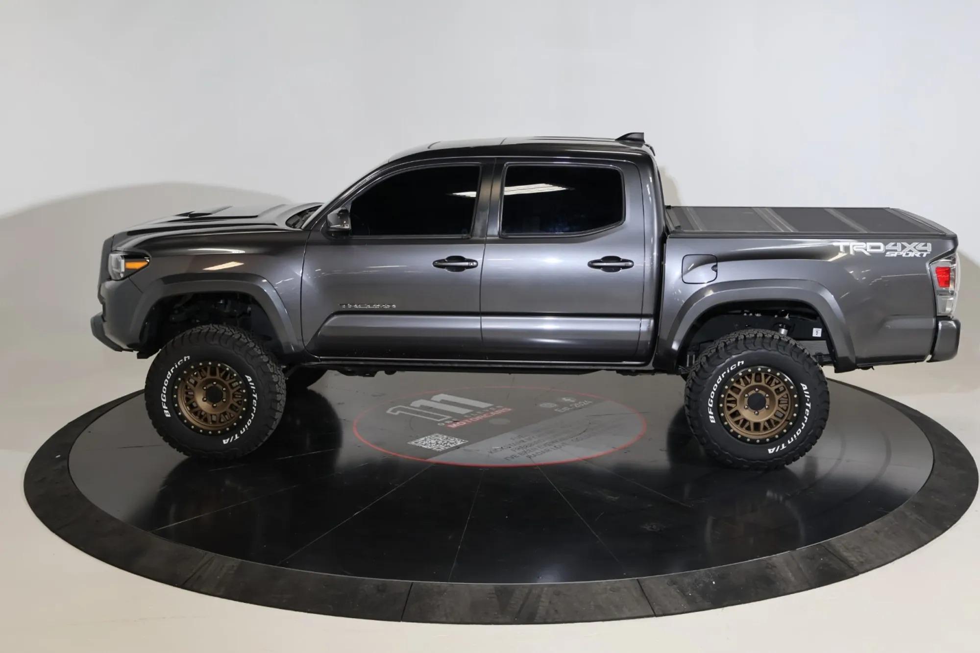2021 Toyota Tacoma TRD Sport