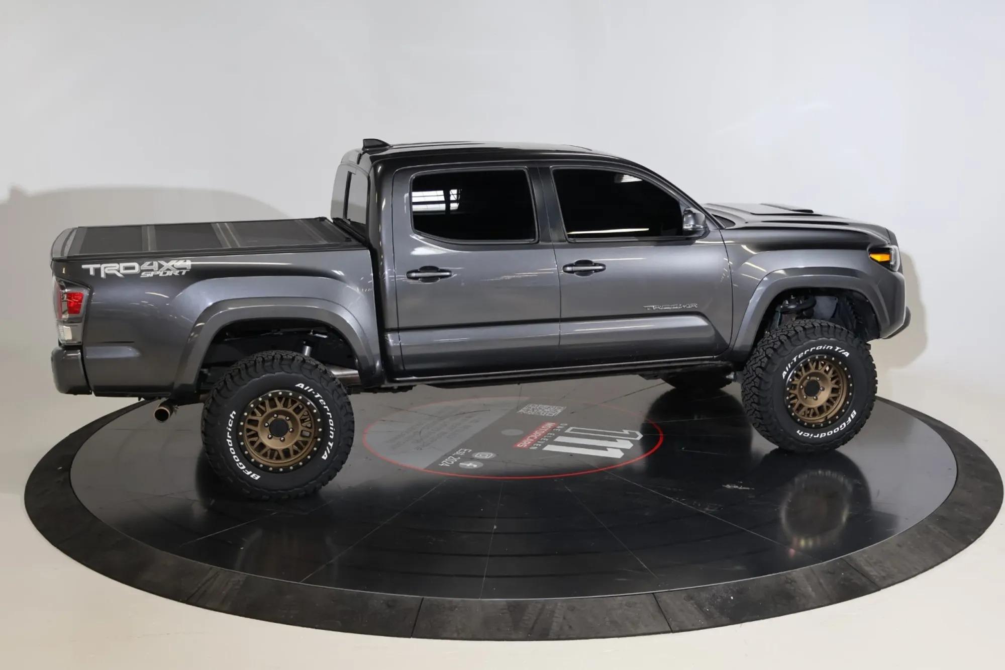 2021 Toyota Tacoma TRD Sport