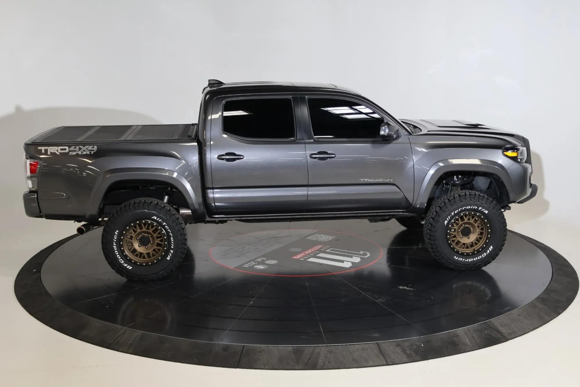 2021 Toyota Tacoma TRD Sport