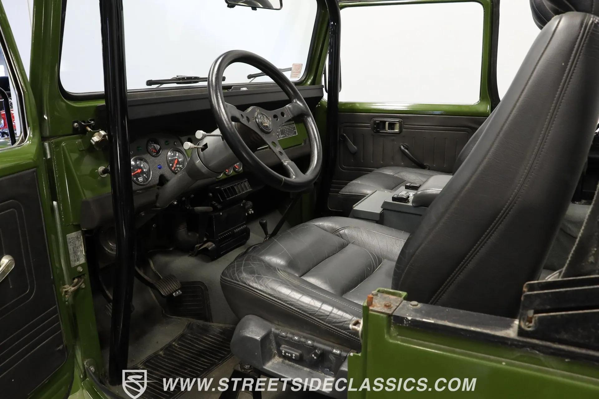1975 Toyota Land Cruiser FJ40 Restomod - 5