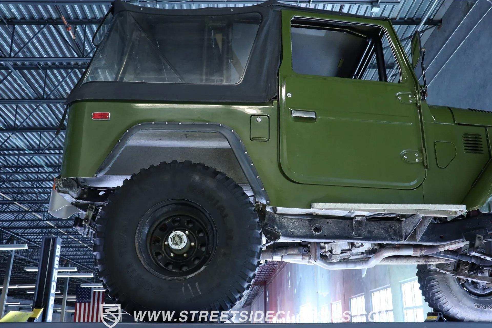 1975 Toyota Land Cruiser FJ40 Restomod