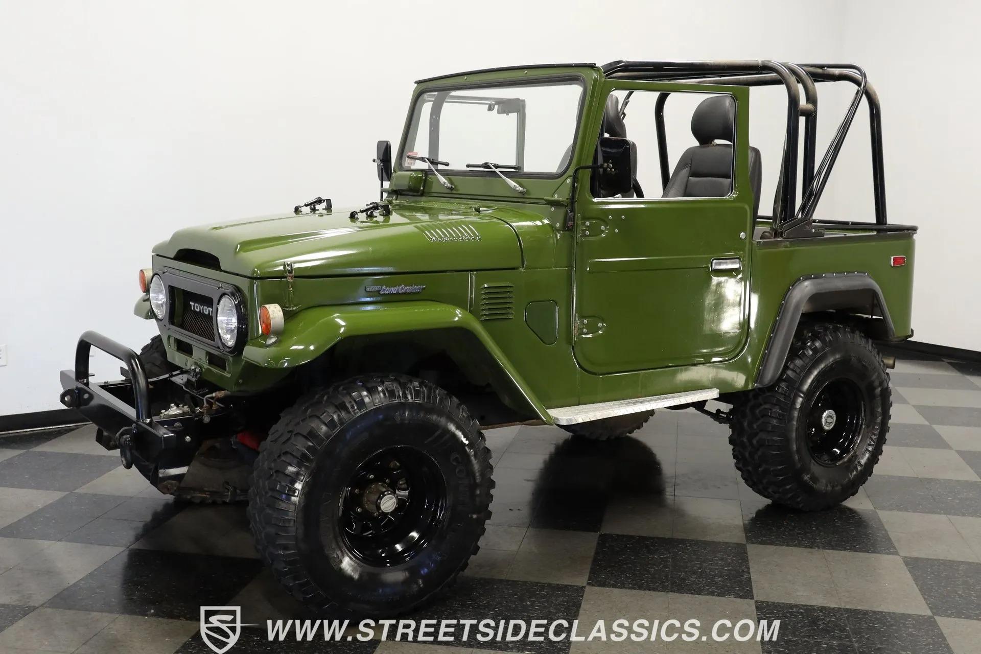 1975 Toyota Land Cruiser FJ40 Restomod