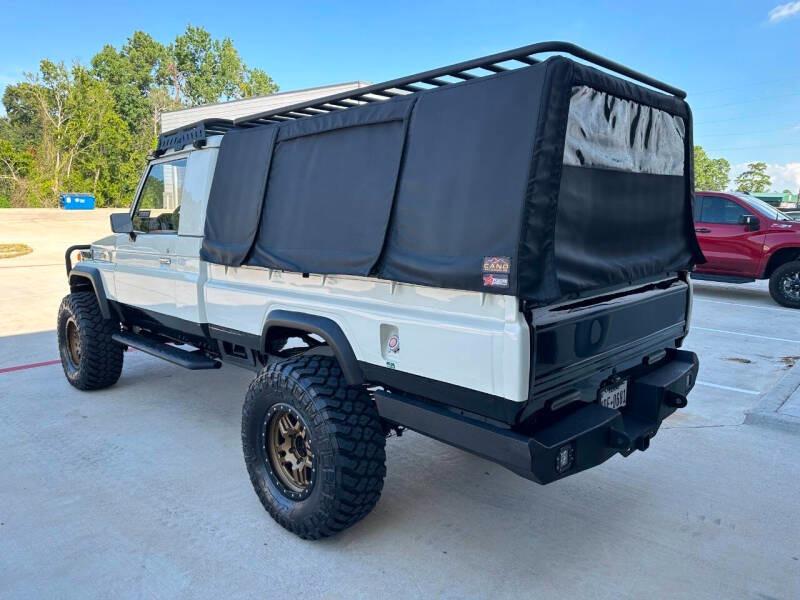 1987 Toyota Land Cruiser HJ75 - 4