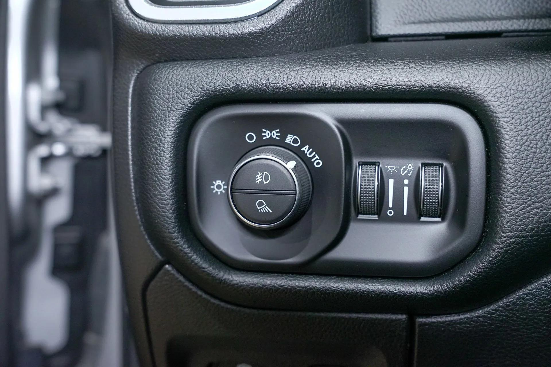 2021 Dodge Ram 1500 Laramie "Hell Horn"