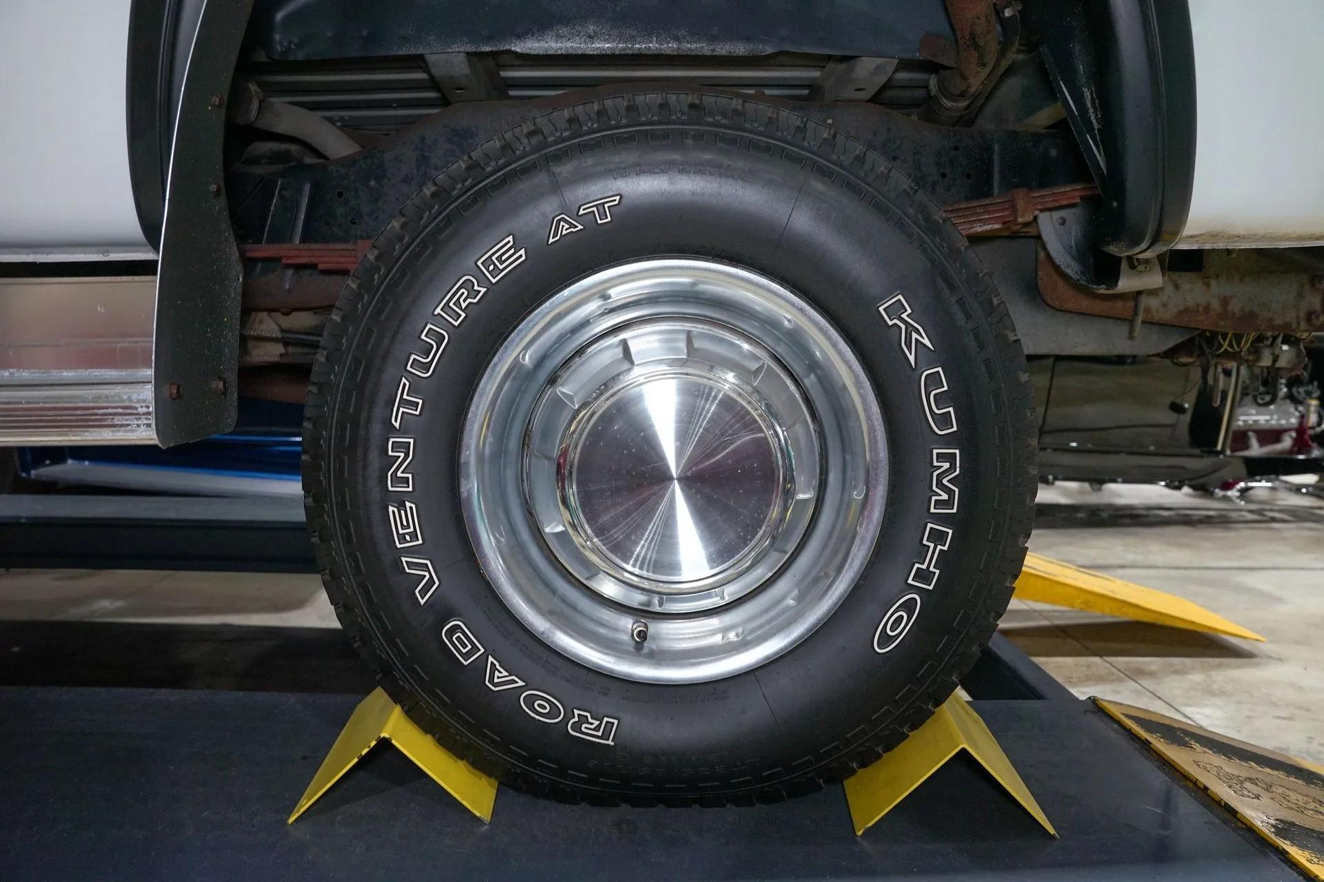 1992 Dodge Ram W250 LE