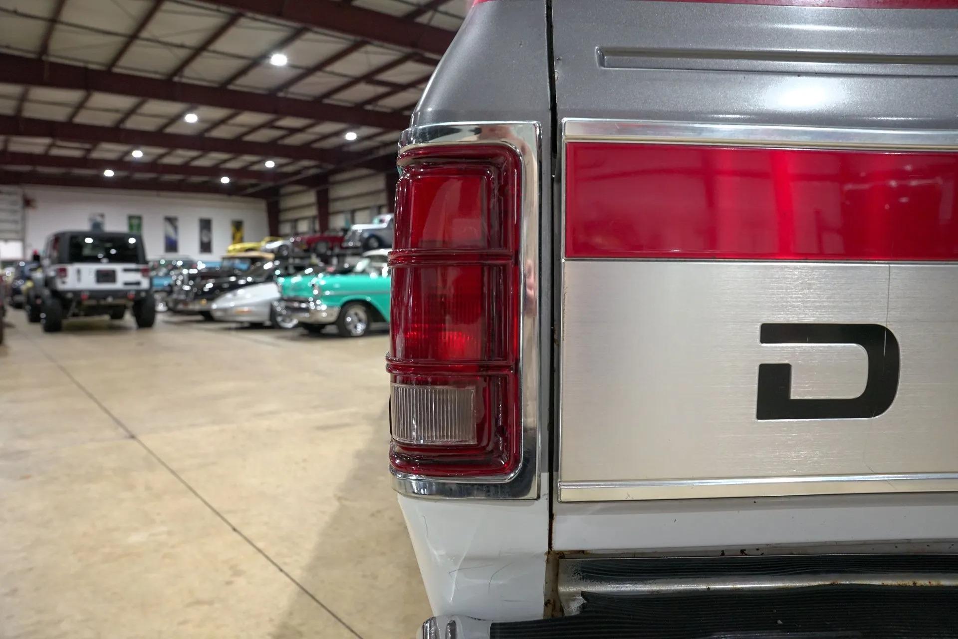 1992 Dodge Ram W250 LE