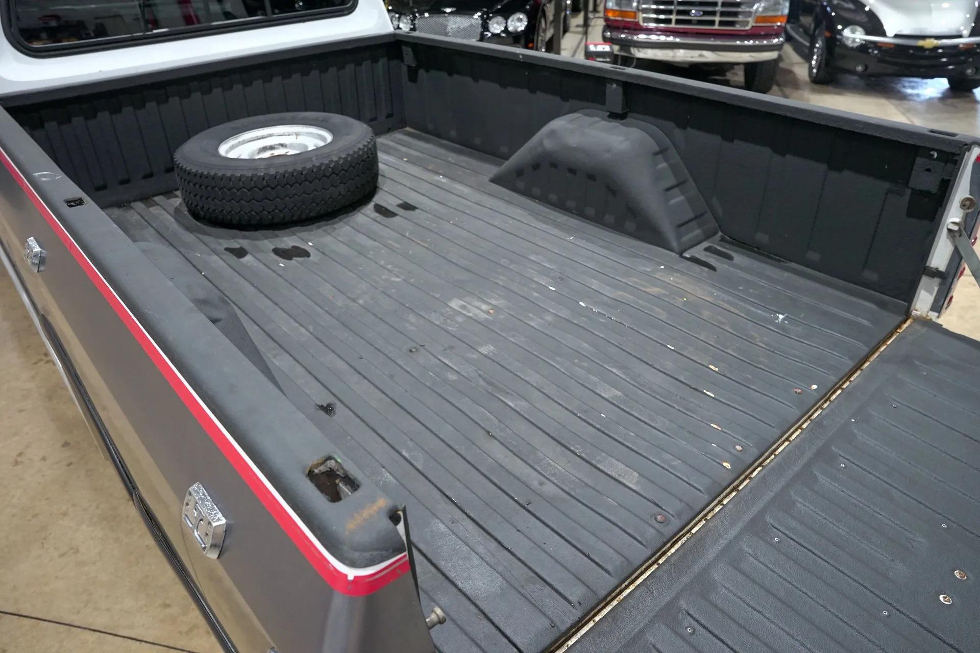 1992 Dodge Ram W250 LE