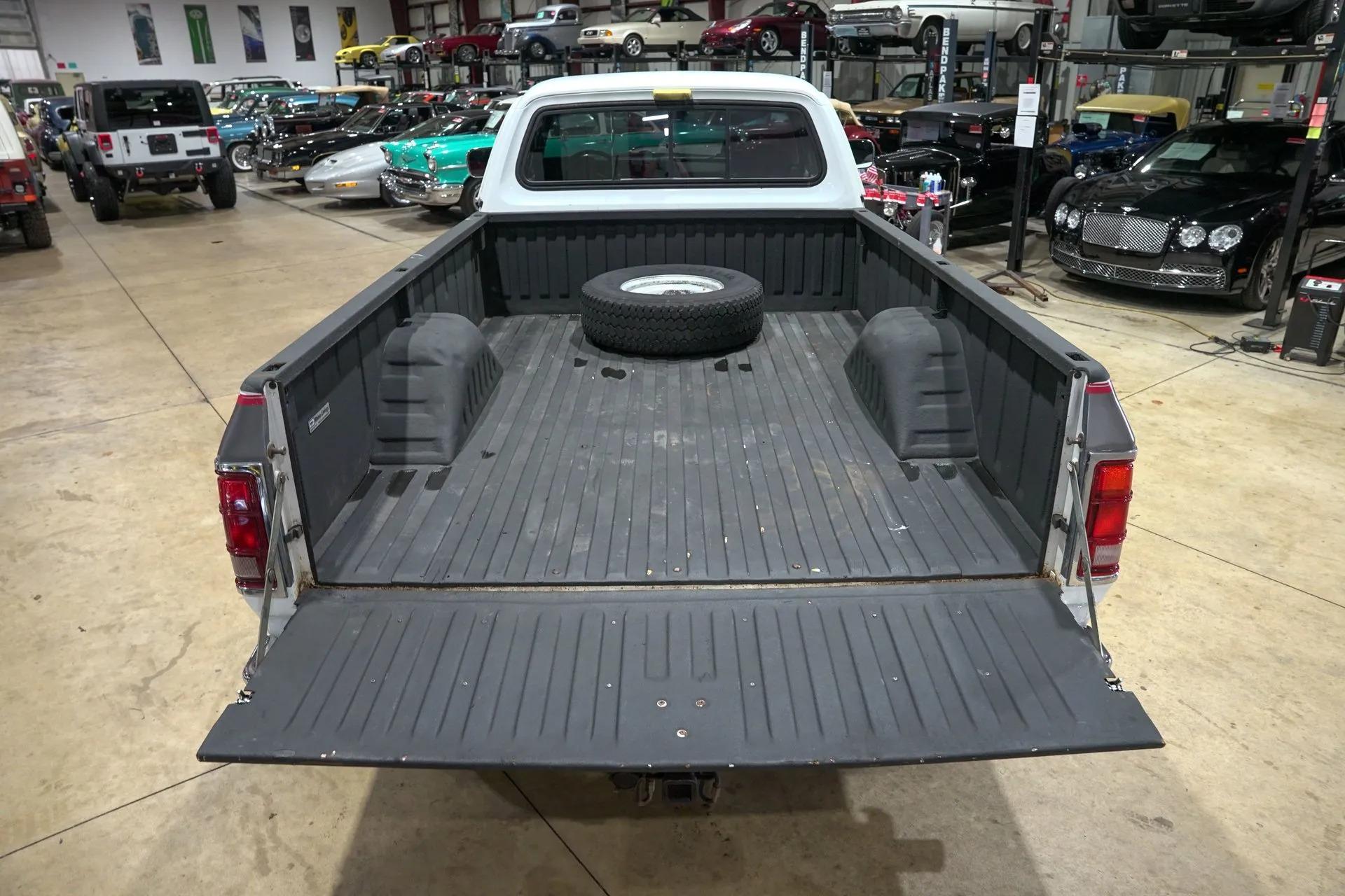 1992 Dodge Ram W250 LE