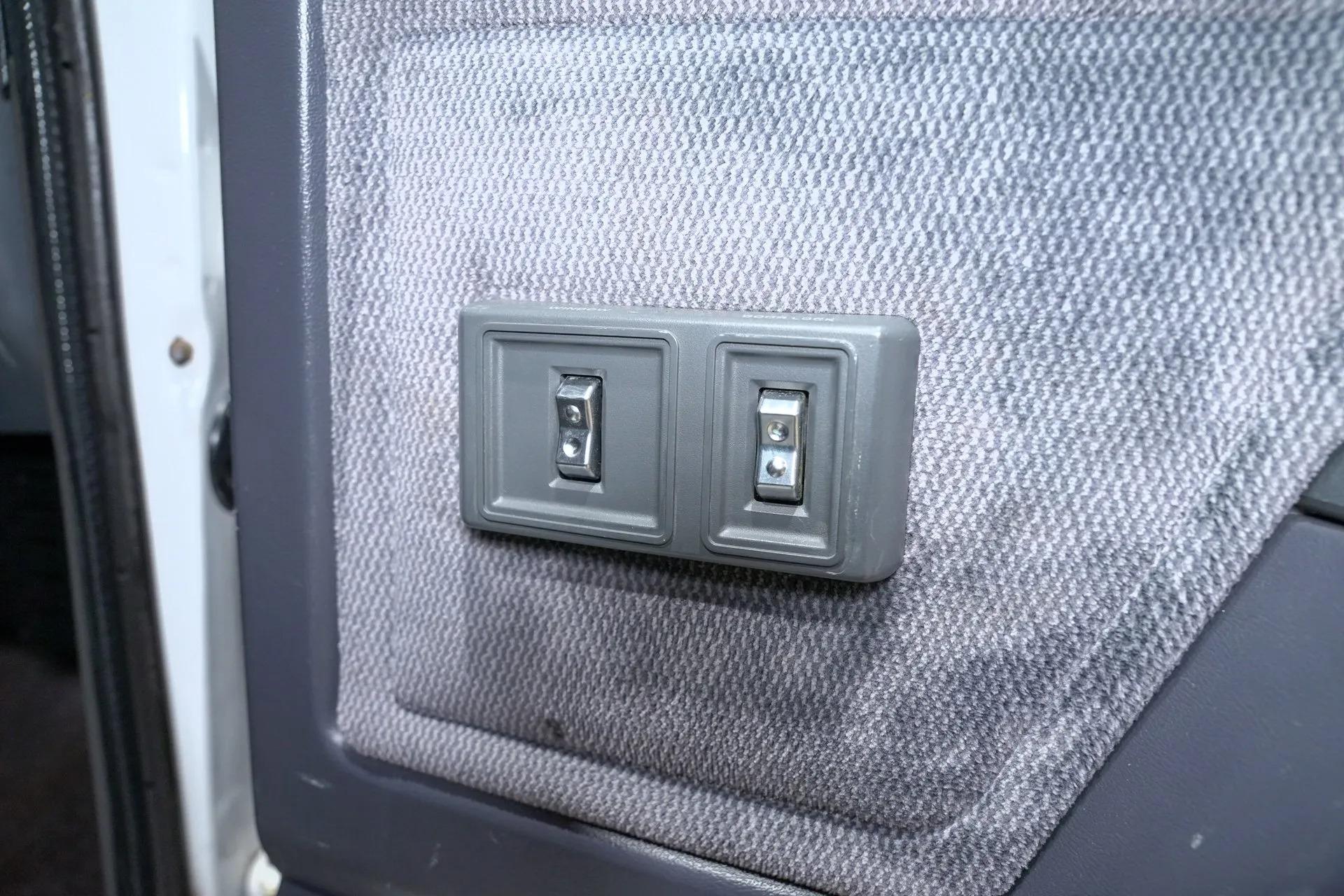 1992 Dodge Ram W250 LE