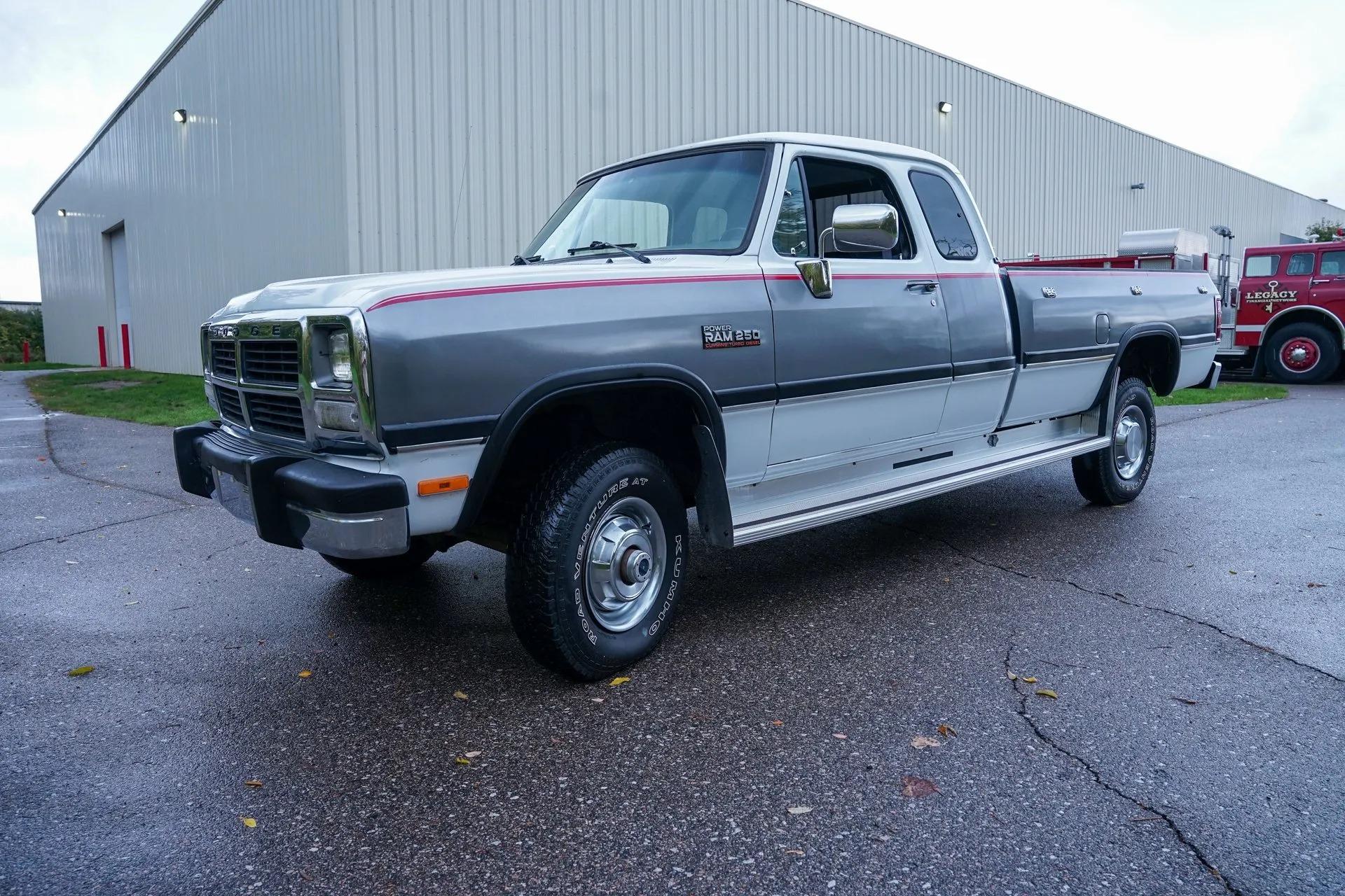 1992 Dodge Ram W250 LE - 3