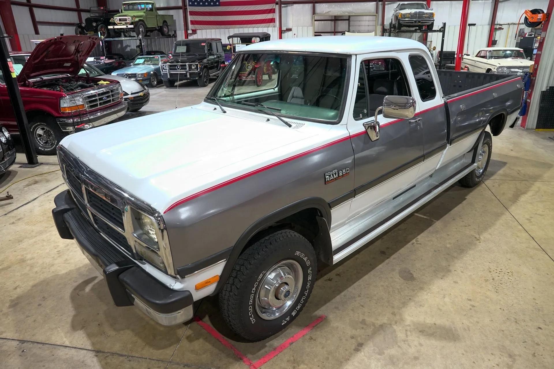 1992 Dodge Ram W250 LE