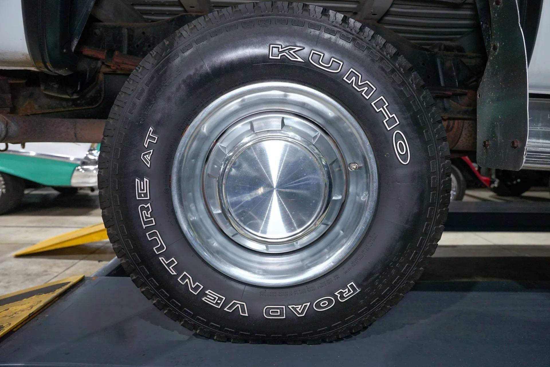 1992 Dodge Ram W250 LE