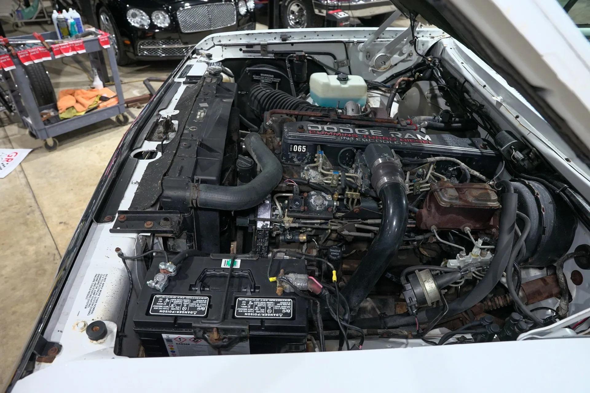 1992 Dodge Ram W250 LE