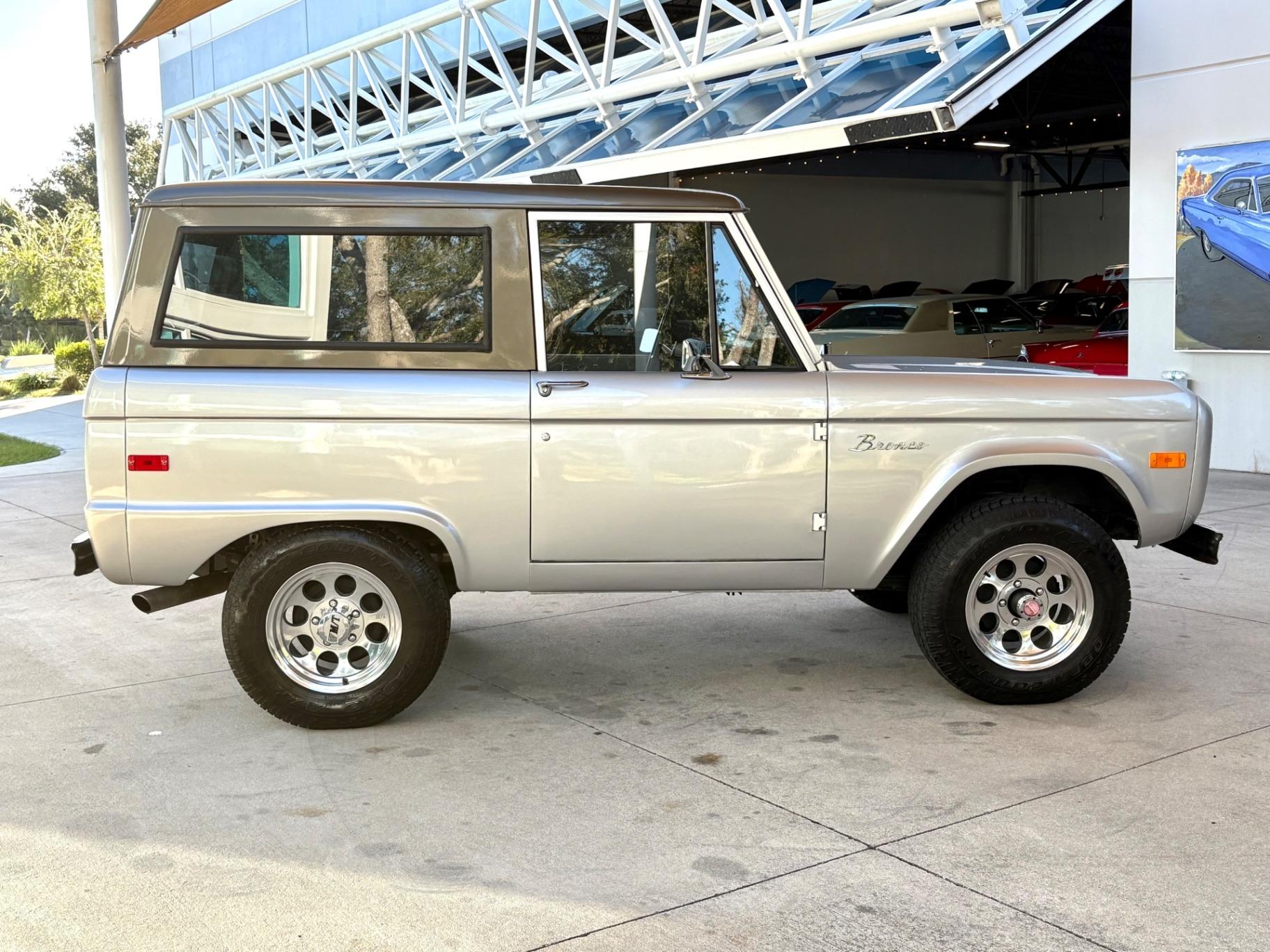 1974 Ford Bronco - 5
