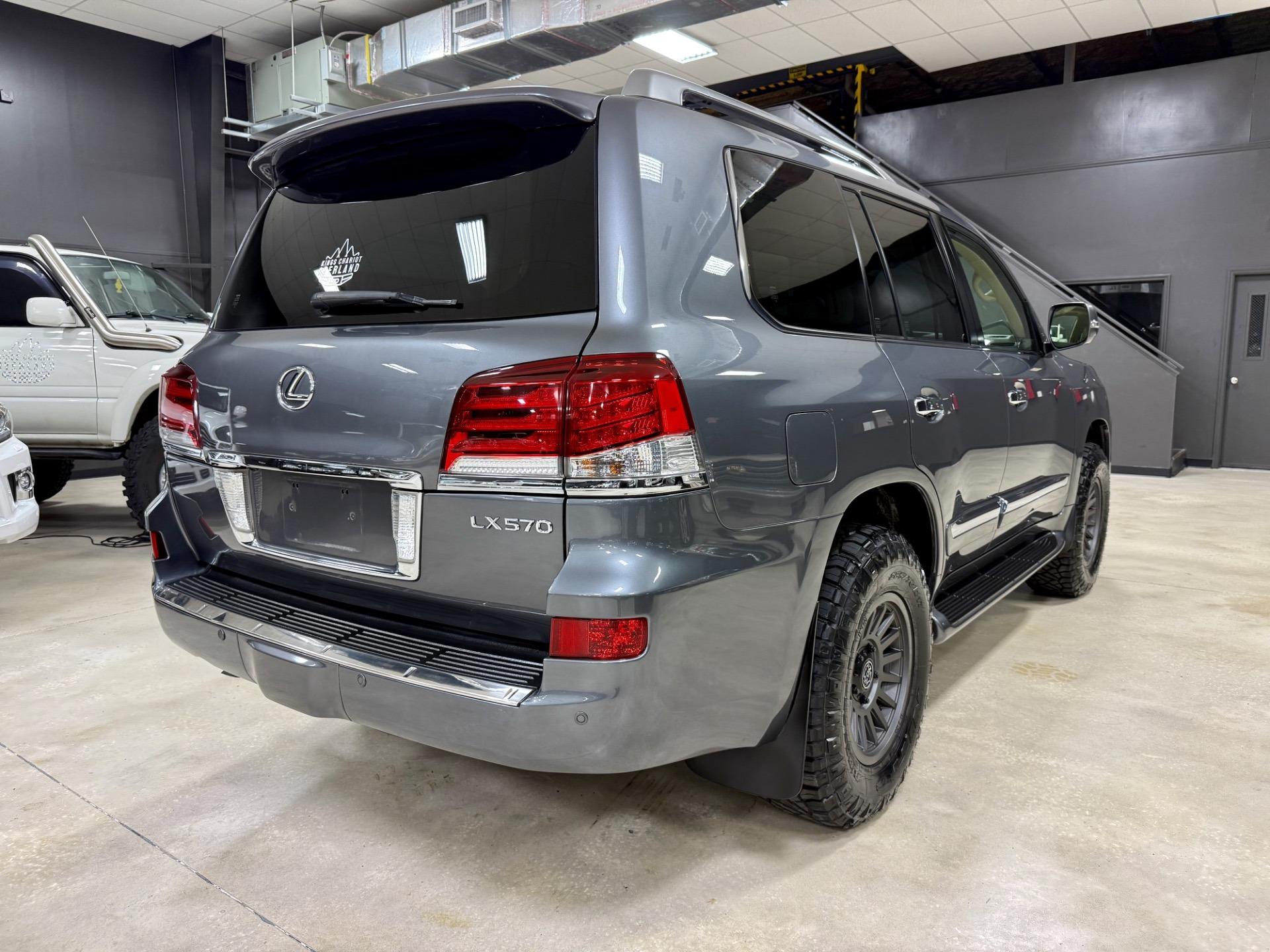 2014 Lexus LX 570