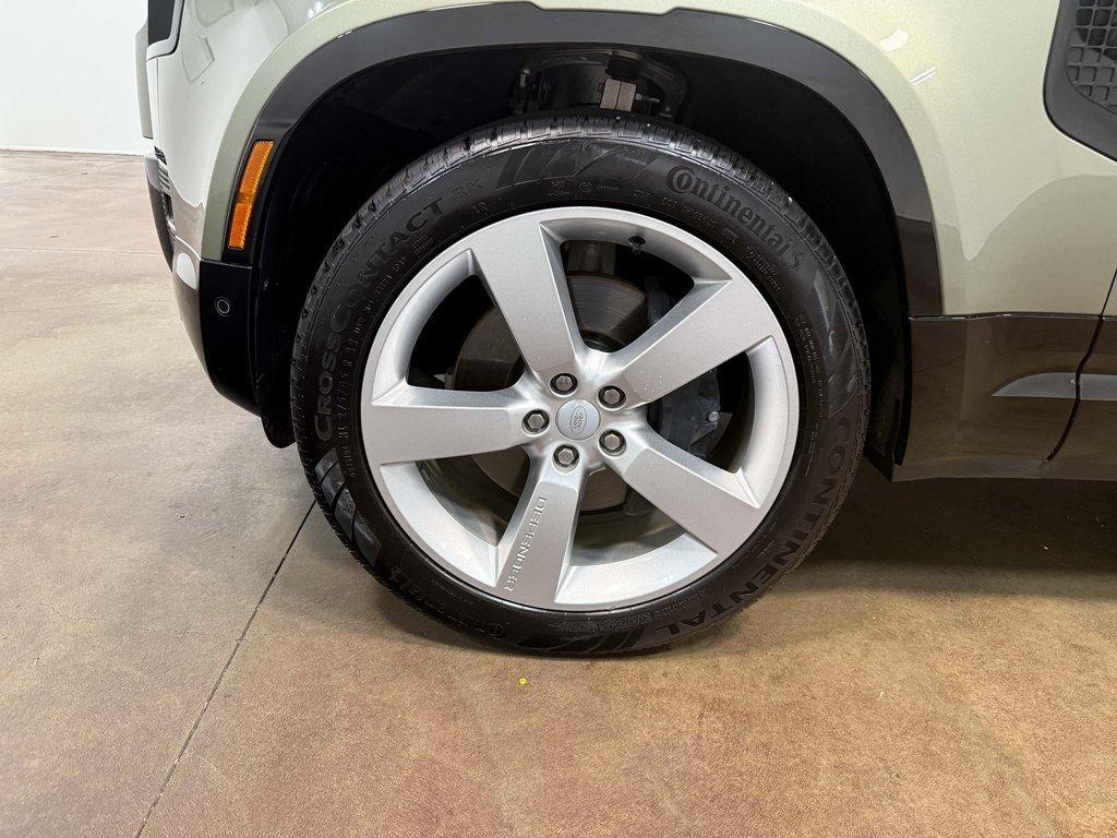 2024 Land Rover Defender 90 X-Dynamic SE