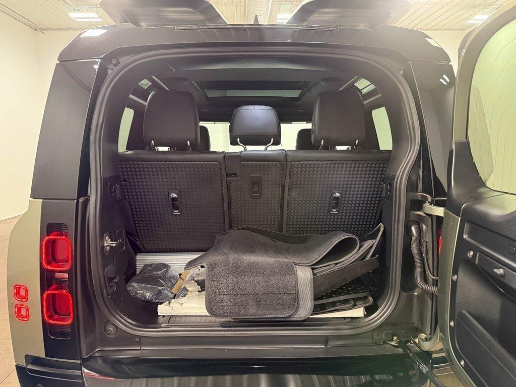 2024 Land Rover Defender 90 X-Dynamic SE