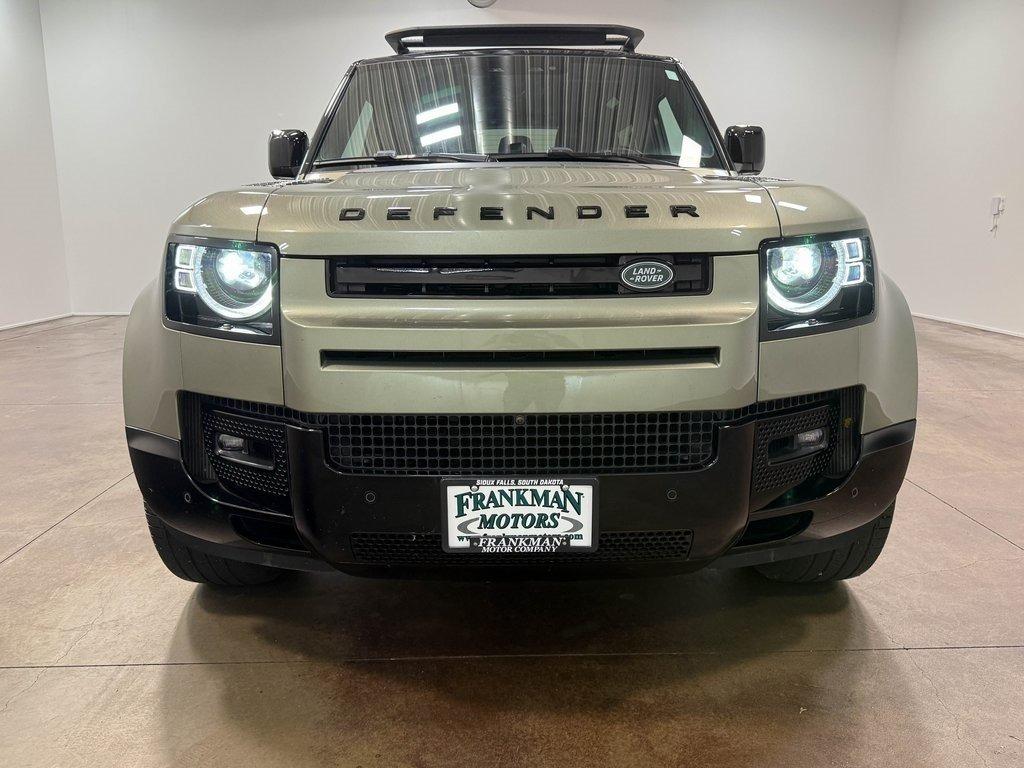 2024 Land Rover Defender 90 X-Dynamic SE