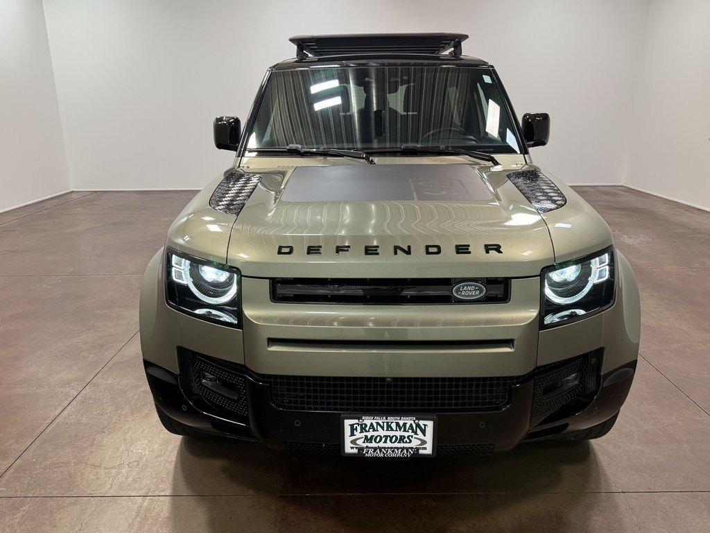 2024 Land Rover Defender 90 X-Dynamic SE