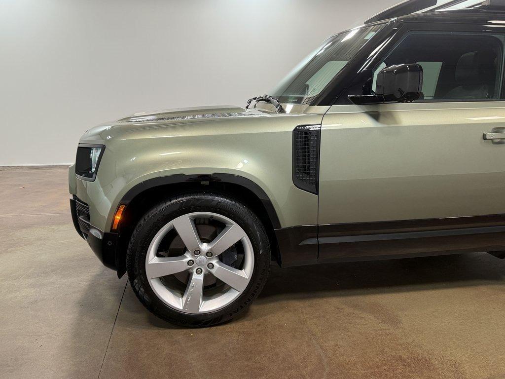 2024 Land Rover Defender 90 X-Dynamic SE