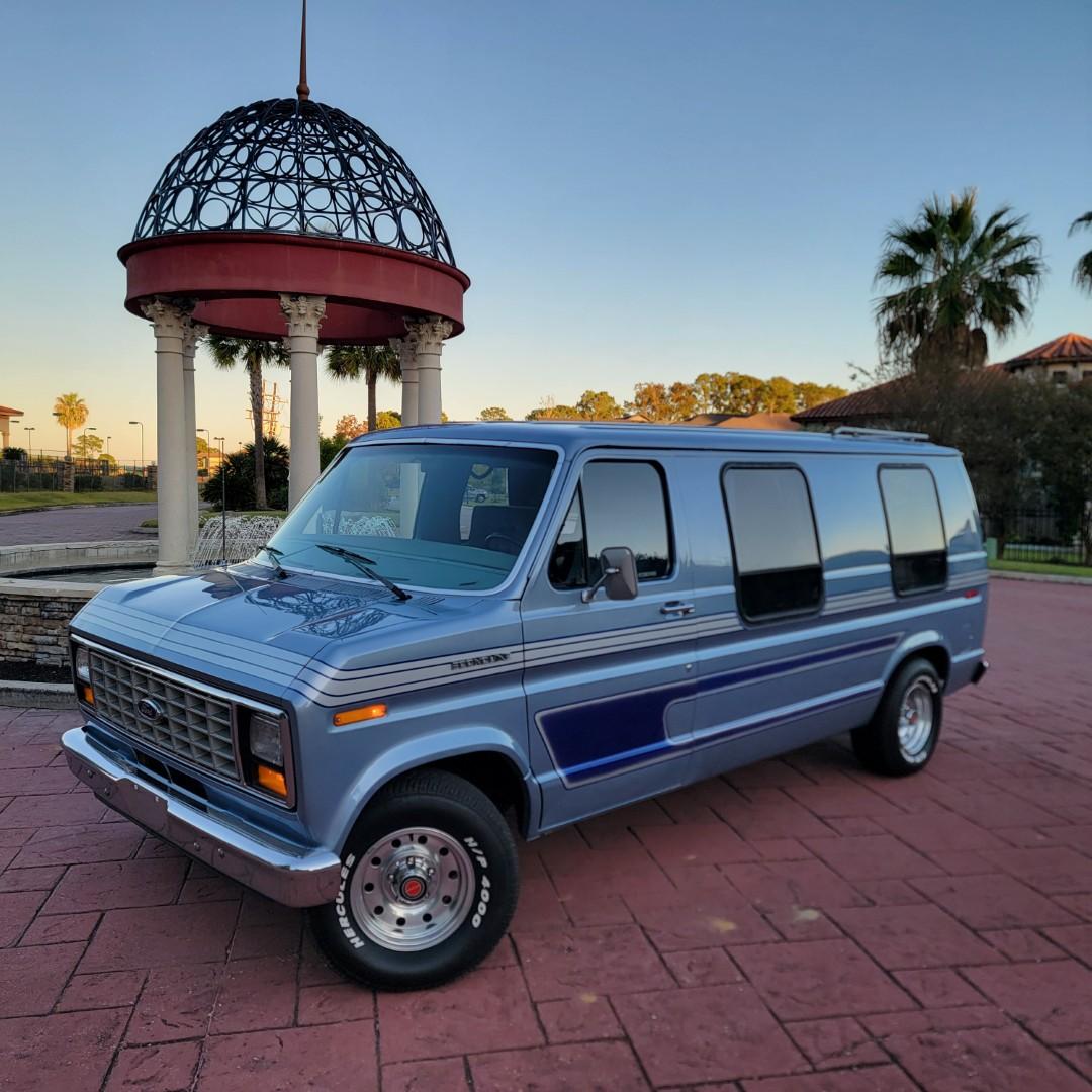 1983 Ford E-100 Econoline