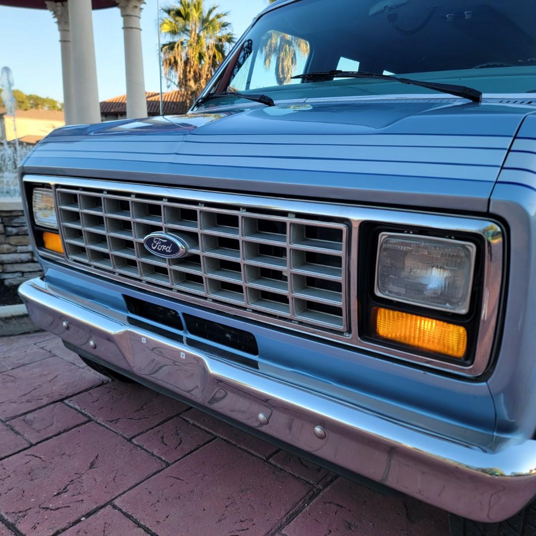 1983 Ford E-100 Econoline