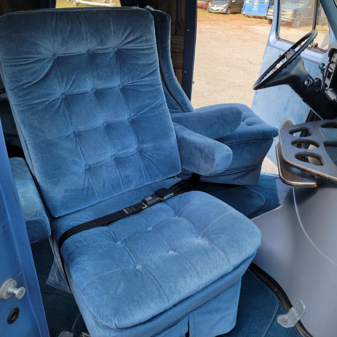 1983 Ford E-100 Econoline