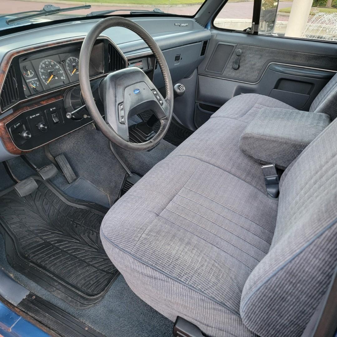1990 Ford F-250 XLT Lariat
