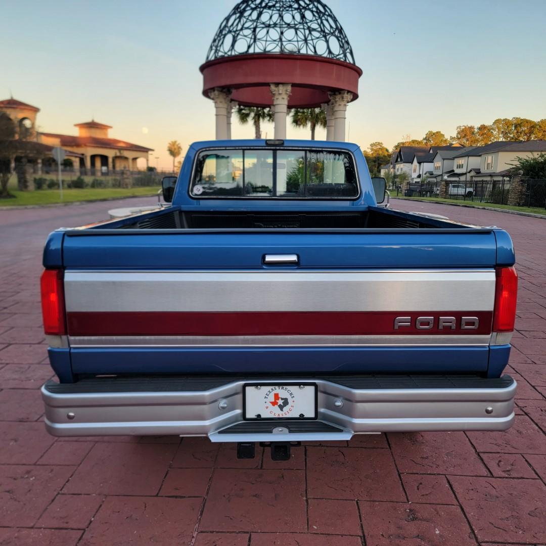1990 Ford F-250 XLT Lariat