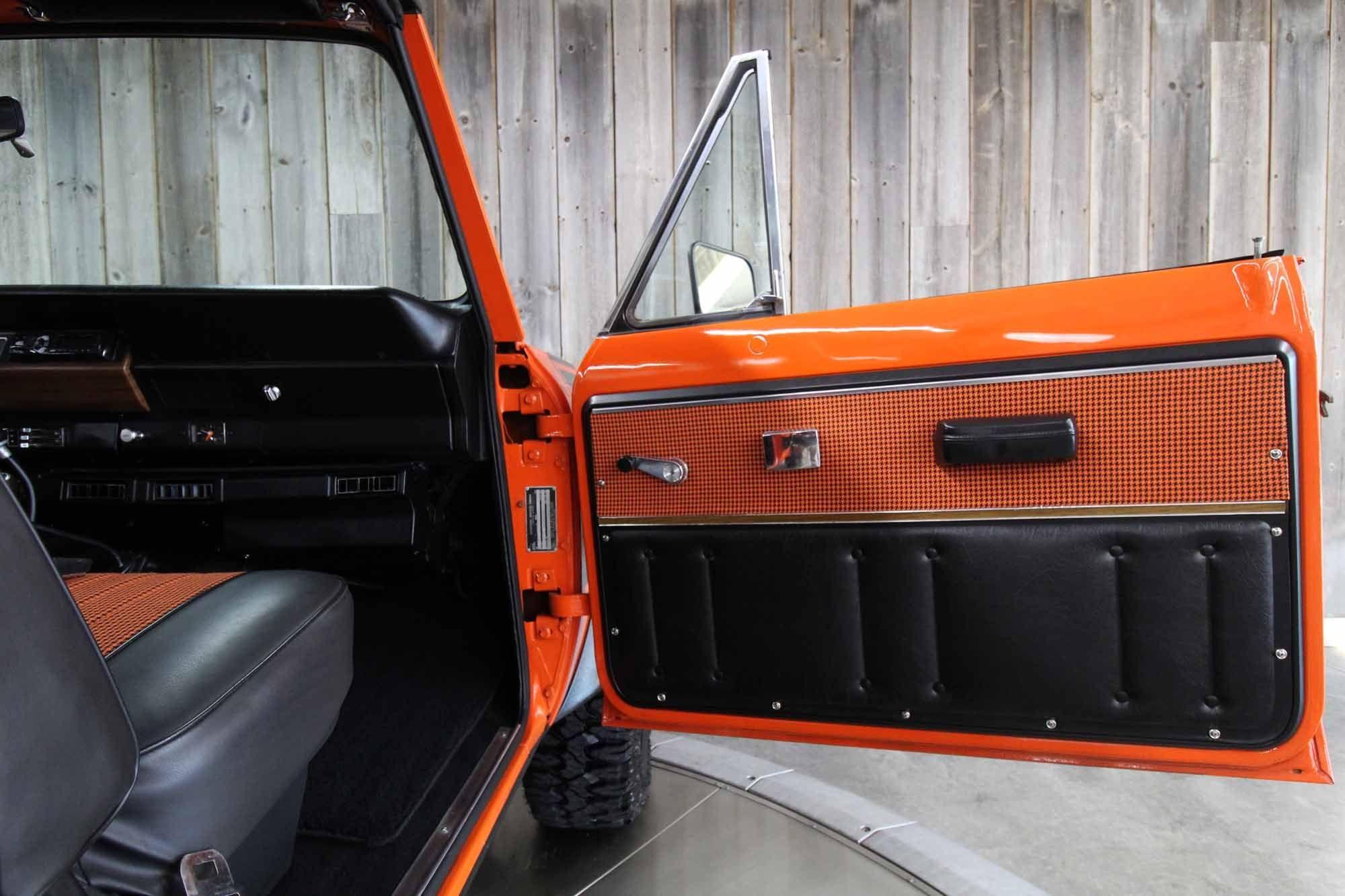 1976 International Scout Traveler