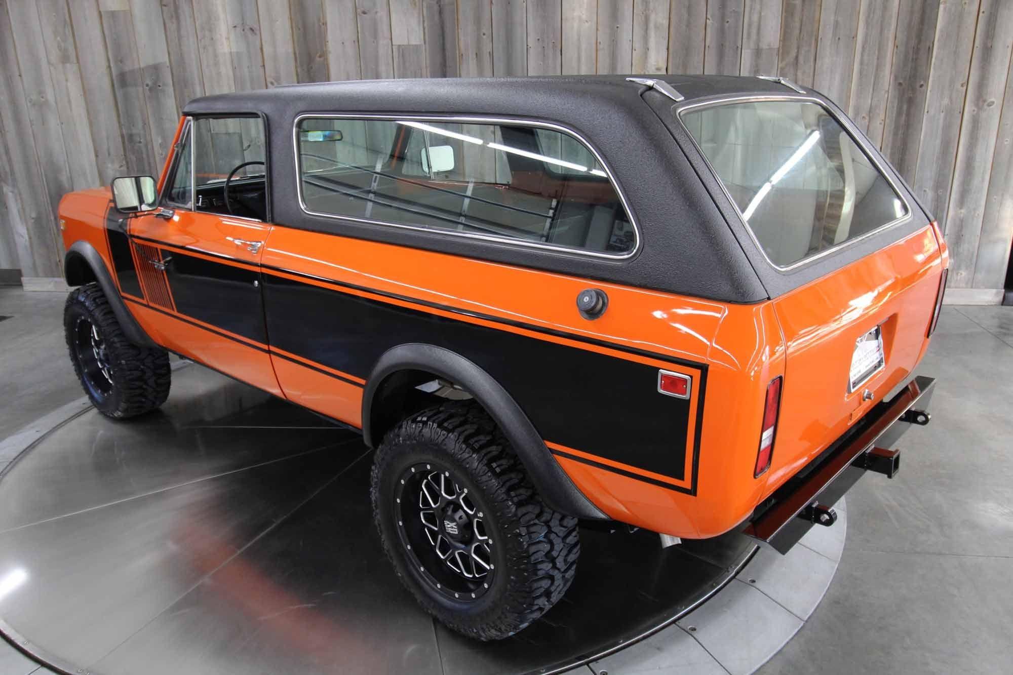 1976 International Scout Traveler