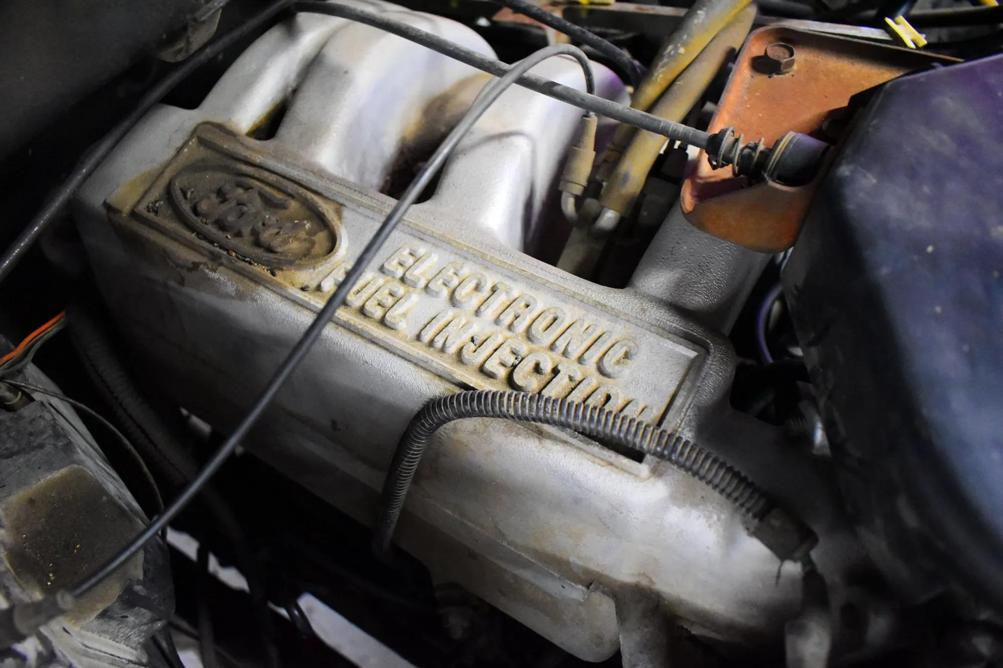 67k-Mile 1987 Ford F-250 XLT Lariat